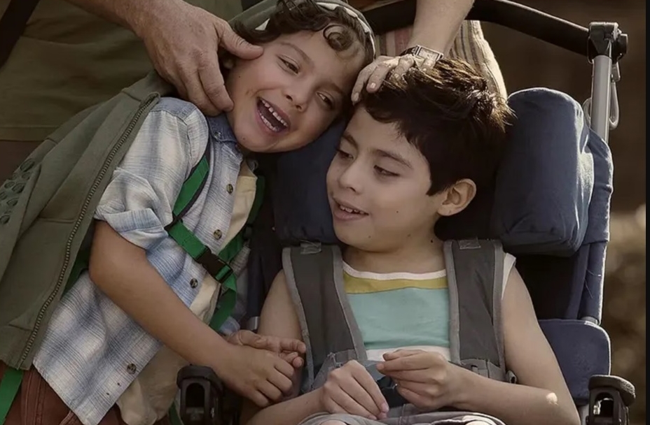 Una película de Netflix y un tratamiento inaccesible: la batalla que niños de Funes y Roldán están por ganar